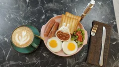 Týchto 5 kombinácií raňajok by ste nemali konzumovať spolu s kávou