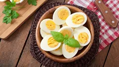 Prečo profesionálni kuchári nikdy nevaria vajcia po tom, čo začnú vrieť: tajomstvo dokonalého jedla