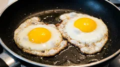 Neumývajte panvicu hneď po vyprážaní vajec: tip, ktorý vám pomôže zachovať riad v dobrom stave po celé roky.